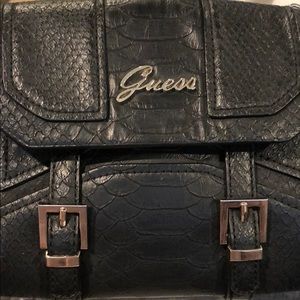 Guess Bags - Guess Chain Crossbody Guess Bags - Guess Chain Crossbody